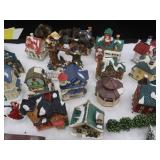 HUGE LOT: CHRISTMAS VILLAGE