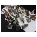 HUGE LOT: CHRISTMAS VILLAGE
