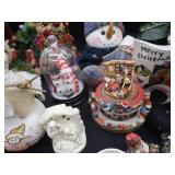 VINTAGE CHRISTMAS DECOR LOT