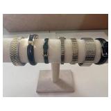 Lot of 7 Quartz Wrist Watches Mixed Styles and Bands