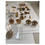 Mixed Jewelry Lot with Brooches, Pendants, Pins and Cufflinks