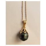 14K Gold Cultured Tahitian Pearl Necklace and Earrings Set