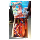 Hot Wheels Track and Car Marker