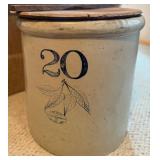 Red Wing Union Stoneware 20 Gallon Crock with Wood Top