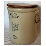 Western Stoneware Company 10 Gallon Stoneware Crock