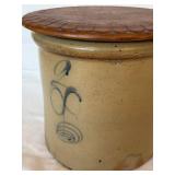 Vintage Red Wing 2 Gallon Beehive Salt Glaze Stoneware Crock
