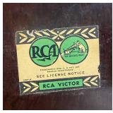 Vintage RCA Victor Table Top Tube Radio Model 15x