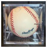 MN Twins Dan Gladden #32 Autographed Baseball 1987/1991 World Series Team