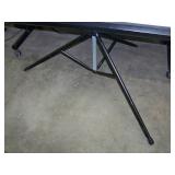 Quartet Manual Tripod Movie / Projection Screen