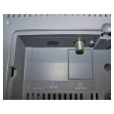 Toshiba 20HL85 20" 16:9 LCD Color TV / Television