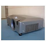 Hitachi CP-X615 3LCD Projector