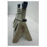 AC Delco pair of  2 ton jack stand