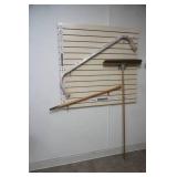 Shop Broom, Wooden Long Handle, Aluminum Stabilizer Bar