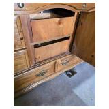 8-Drawer Dresser with a Mirror Hutch