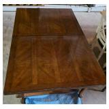 Splendid 4- Legged Drexel Hardwood Table with 3 Leaves and 3 table Pads