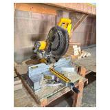DeWalt Compound Miter Saw