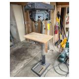 Delta 17-900 Floor-Standing Drill Press with Table