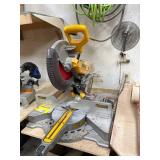 DeWalt DWS709 12-Inch Double Bevel Sliding Compound Miter Saw