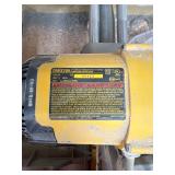 DeWalt DWS709 12-Inch Double Bevel Sliding Compound Miter Saw