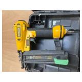DeWalt D51238K 18-Gauge Brad Nailer with Case