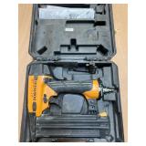 Bostitch BT1855 & SX1838 Pneumatic Brad Nailer & Stapler in Case