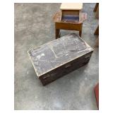 Wooden Storage Chest with Removable Tray and Two Wooden Stools