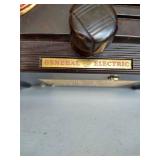 Awesome Vintage Working Tube Style GE Clock Radio