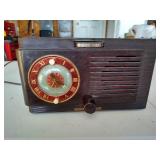 Awesome Vintage Working Tube Style GE Clock Radio