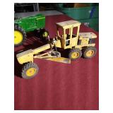 (2) Vintage John Deere Tractors