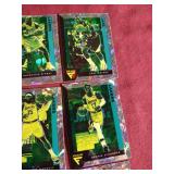 (25) Flux Cracked Ice Basketball Cards - Includes Stars/HOFers