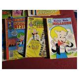 (20) Vintage Richie Rich Comics