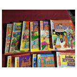 (15) Vintage Archie Comics