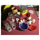 Large Mixed Vintage Lot - Salt & Pepper, Ash Tray, Etc