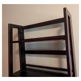 ML - Black 7-Shelf Bookcase with Red Trim