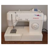 ML - Singer 2517C Sewing Machine with Manual - Powers On