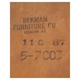 LR - Vintage Hekman Queen Anne Style Accent Table with Cabriole Legs