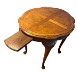 LR - Vintage Hekman Queen Anne Style Accent Table with Cabriole Legs