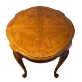 LR - Vintage Hekman Queen Anne Style Accent Table with Cabriole Legs