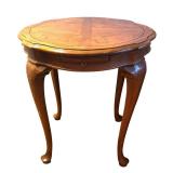 LR - Vintage Hekman Queen Anne Style Accent Table with Cabriole Legs