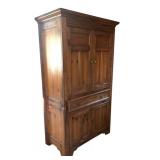 FR - Pennsylvania House Vintage Wooden Cabinet