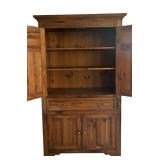 FR - Pennsylvania House Vintage Wooden Cabinet