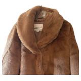 LR - Coldwater Creek Plush Faux Fur Coat Size Large
