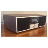 LR - Retro Audio CD Player Model: ODY-1969