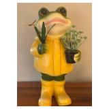 LR - Set of 2 Frog Garden Decor Figures One with Solar Light Feature