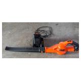 G - Black+Decker 40V LSW40 Cordless Leaf Blower with Charger and Battery