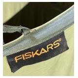 G - Fiskars Collapsible Yard Bucket