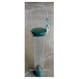 G - Set of 3 Bird Feeders