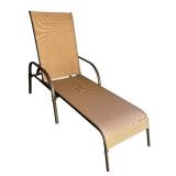G - Adjustable Outdoor Lounge Chair