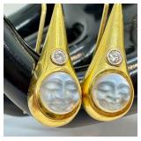 18K Gold Moonstone Cameo Earrings with Diamonds
