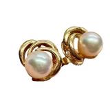14k Gold Pearl Stud Earrings